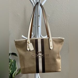 Used Coach City Zip Tote With Horse And Carriage Tote